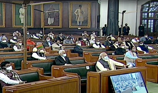 संसद के बजट सत्र की हंगामेदार शुरुआत, जानिये पहले दिन क्या-क्या हुआ ?