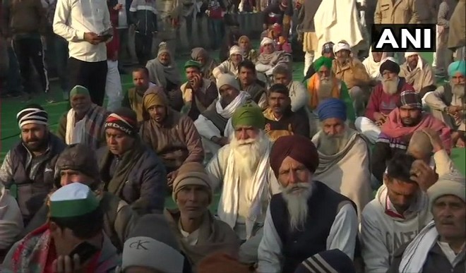 बापू की पुण्यतिथि पर किसानों का उपवास, गाजीपुर बॉर्डर पर रोकी गई इंटरनेट सेवा