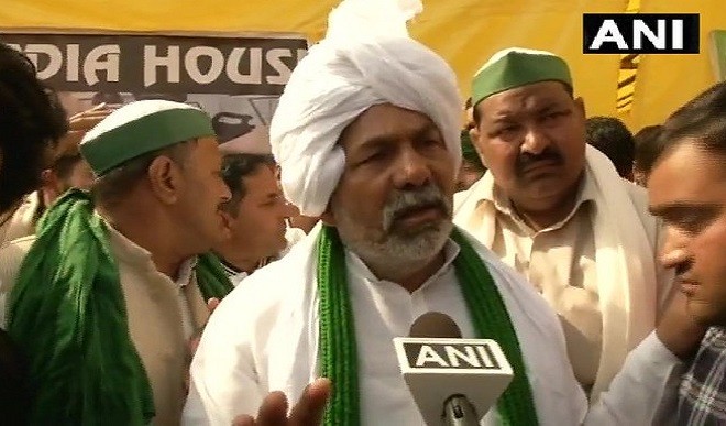 राकेश टिकैत बोले- हमारे जो लोग जेल में बंद हैं वो रिहा हो जाएं फिर बातचीत होगी